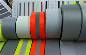 章丘銀箭鋁粉反光材料應用示例.jpg 章丘銀箭鋁粉反光材料應用示例.jpg